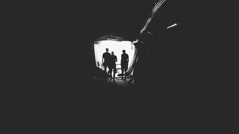 又黄又粗暴的变态小说：探索禁忌边缘的文学张力与人性暗面